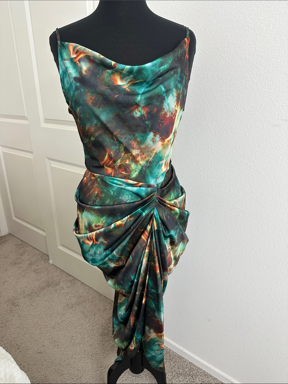 PRETTYLITTLETHING Dress